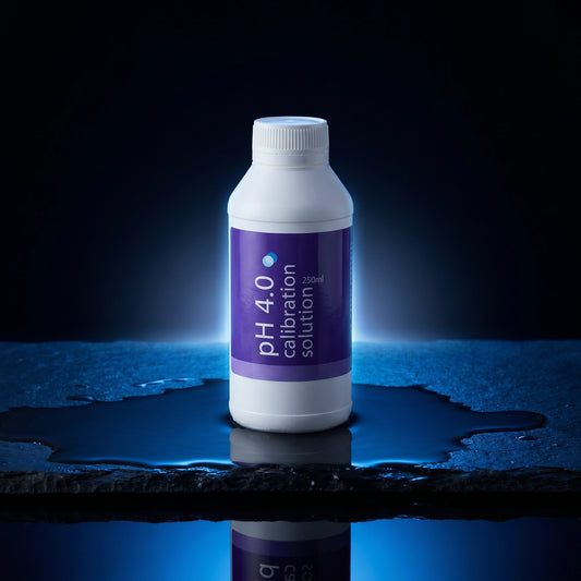 Bluelab pH 4 Buffer Solution | Calibration Solution for pH Meters & Pens | 250ml & 500ml
